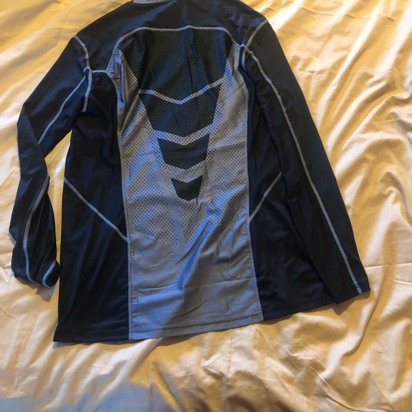 Nike pro combat size large - Picture 2 of 3